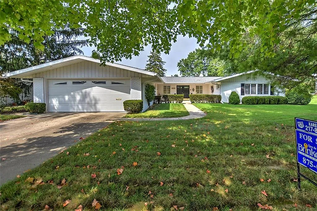 4606 E Powers Blvd photo 1
