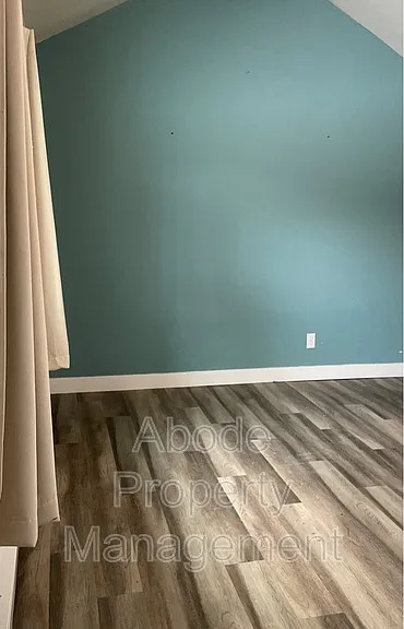 126 S Lincoln Ave #4 — Photo 2