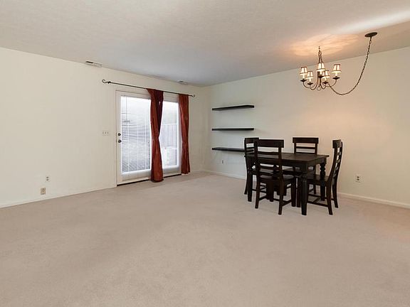 4th image of 2802 Churchill Dr