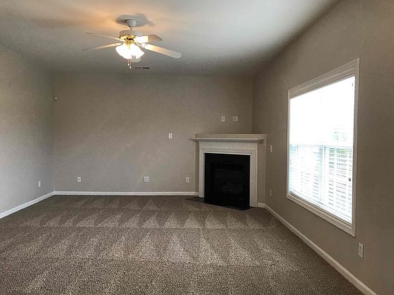 5th image of 5208 Silverbrook Dr