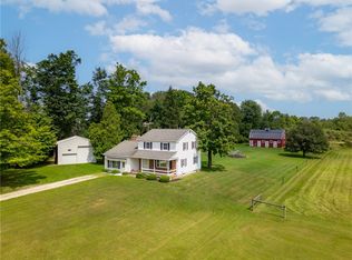 10181 Sampson Rd, Erie, PA 16509