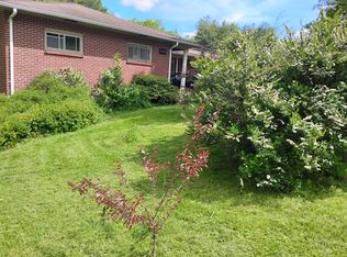 (Undisclosed Address), Deep Gap, NC 28618
