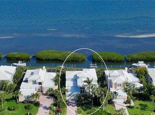 3482 Mistletoe Ln, Longboat Key, FL 34228