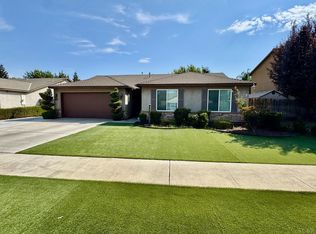 2475 Tempranillo Dr, Tulare, CA 93274