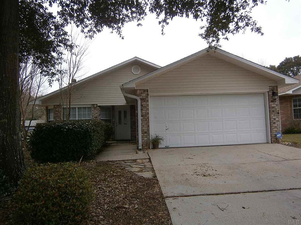 2nd image of 2940 Charter Oaks Ln