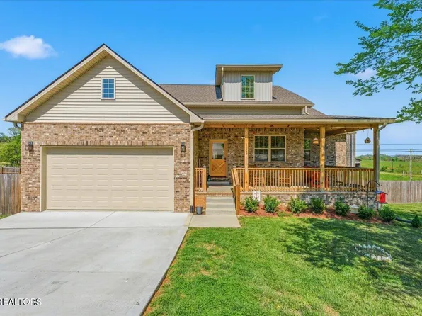 1523 Rosewood Dr, Sevierville, TN 37876