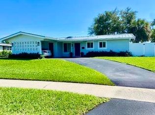 820 SW 2nd St, Boca Raton, FL 33486