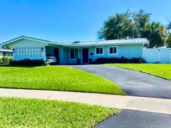 820 SW 2nd Street, Boca Raton, FL 33486