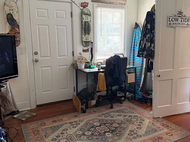 38 Bull St #D — Photo 18