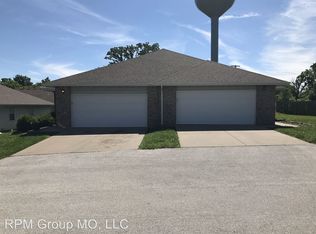 5552 N Brown Ln, Ozark, MO 65721