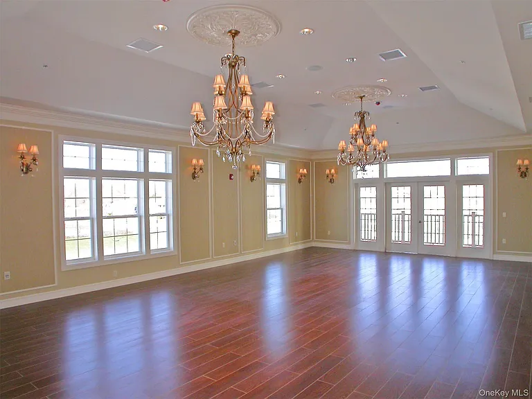 420 Tower Ridge Cir — Photo 21