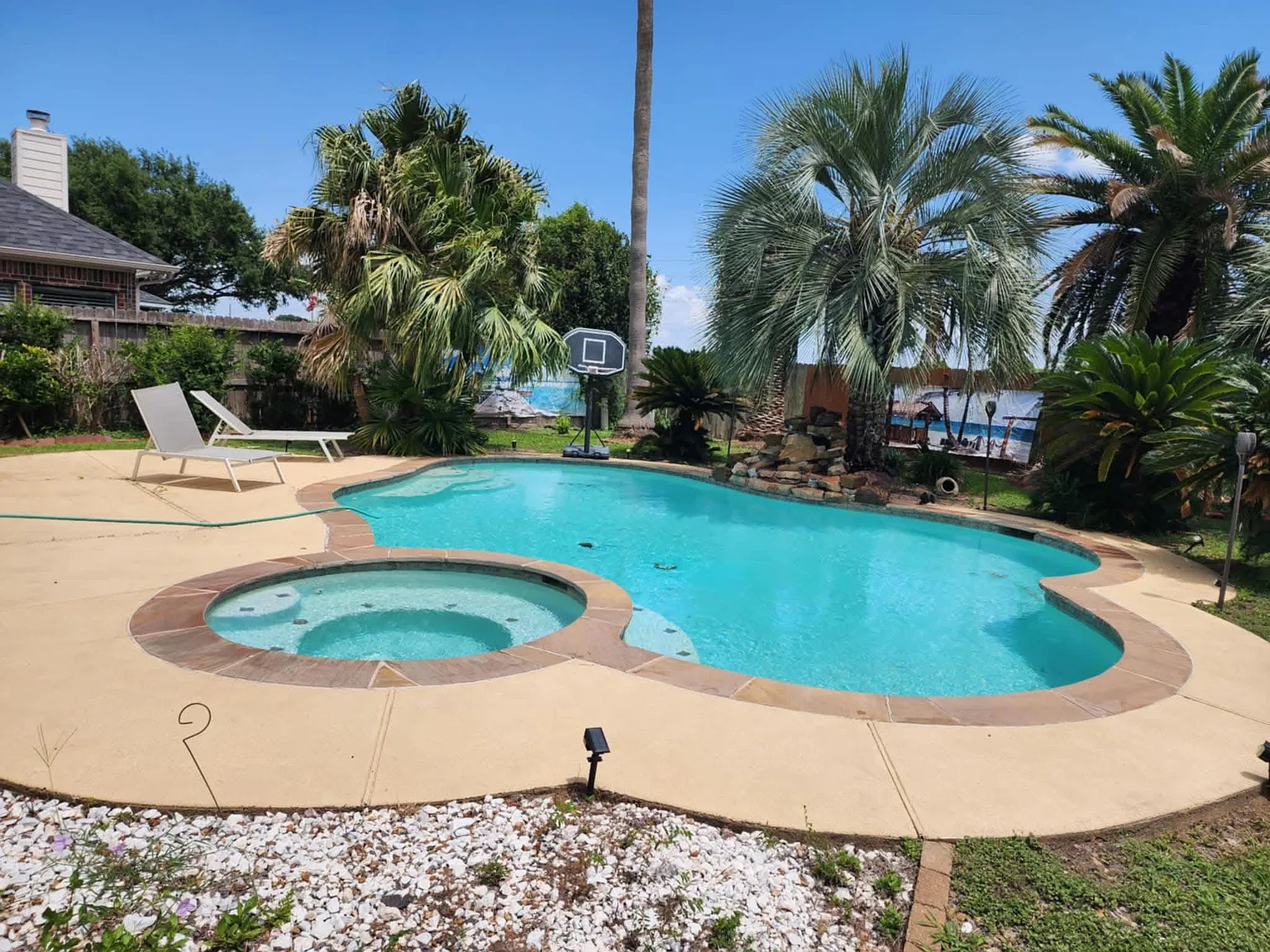4 bed, 2694 sqft, $900 — Photo 4
