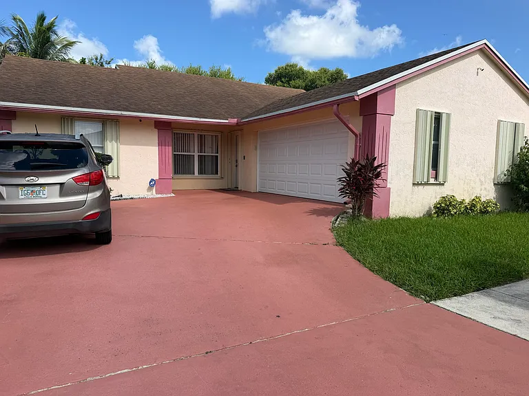 5842 Lake George Pl — Photo 3