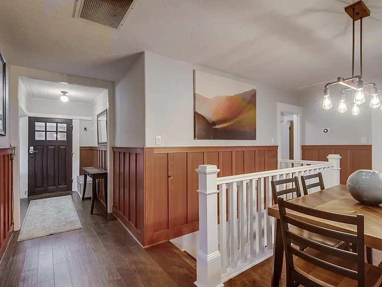 1511 Gregory St — Photo 16