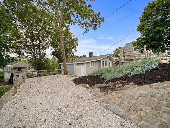 3rd image of 47 Elm Ct
