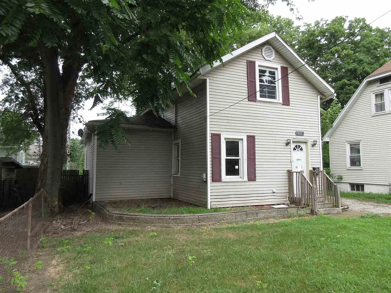 1119 Woodlawn Ct photo 1