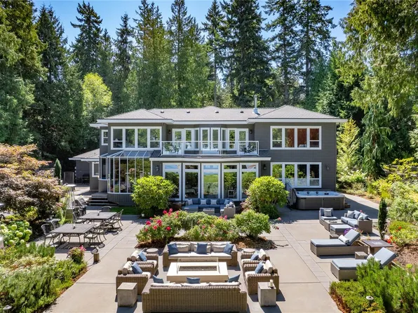 1895 Widgeon Rd, Nanaimo, BC V9K 1Y8
