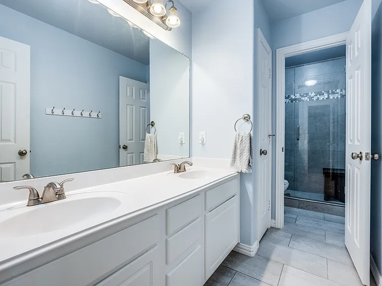 15128 Appaloosa Dr — Photo 1
