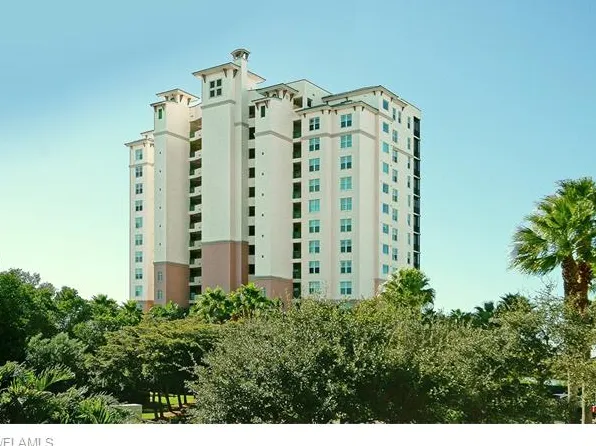 420 Cove Tower Dr #Penthouse 1502, Naples, FL 34110