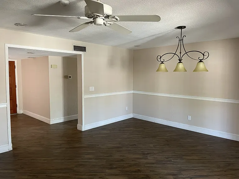 908 E Mesquite Ave — Photo 18