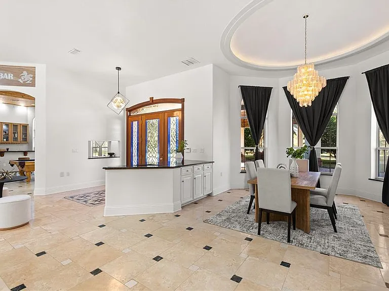 1501 Lake Markham Rd — Photo 20