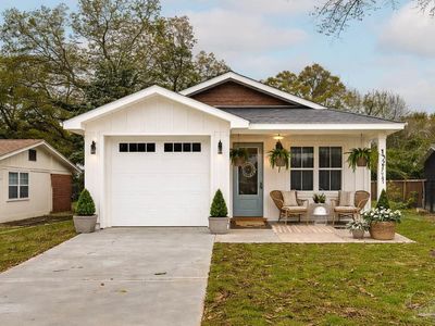 1321 John Carroll Dr, Pensacola, FL, 32504