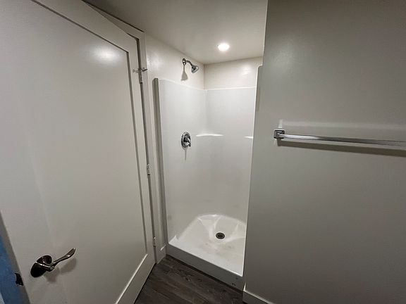 5th image of 136 W San Ysidro Blvd #4
