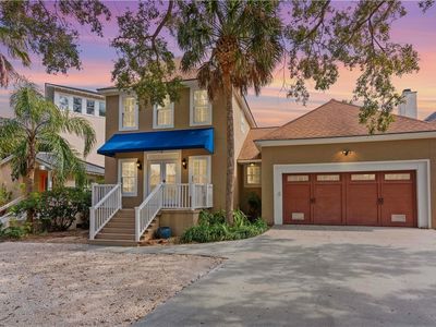 100 Mews Cir, Saint Simons Island, GA, 31522