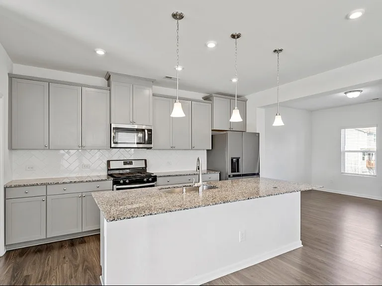 1018 Salt Glaze Ln — Photo 10