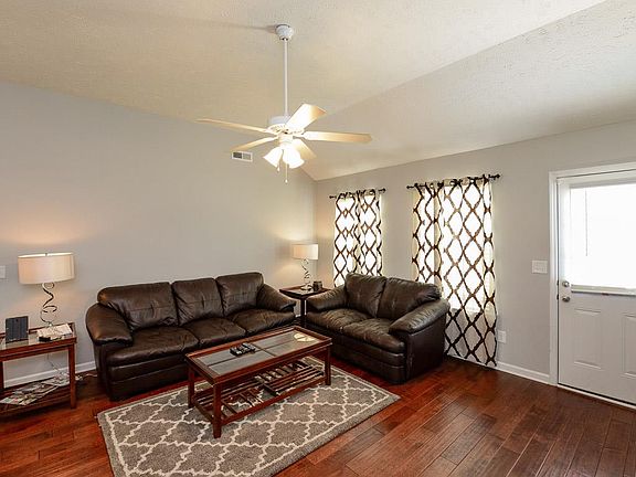 2nd image of 1205 Bairdscorner Dr