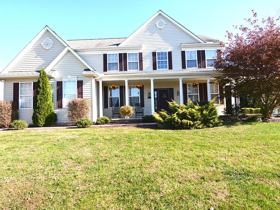 1st image of 105 Middessa Dr