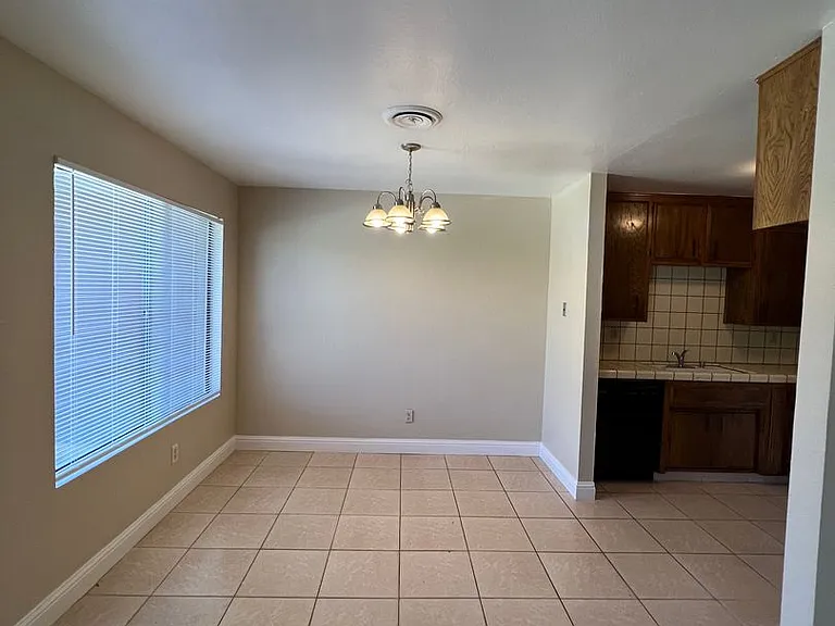N Laurelglen Blvd 7612 — Photo 24
