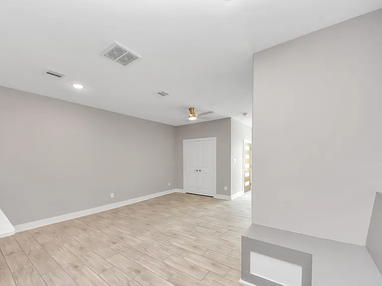 2608 Campbell St #A — Photo 16