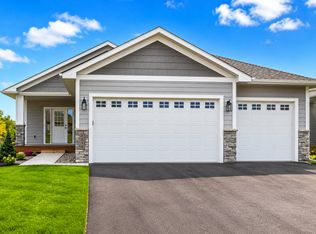 9815 Pinehurst Dr, Elko New Market, MN 55020