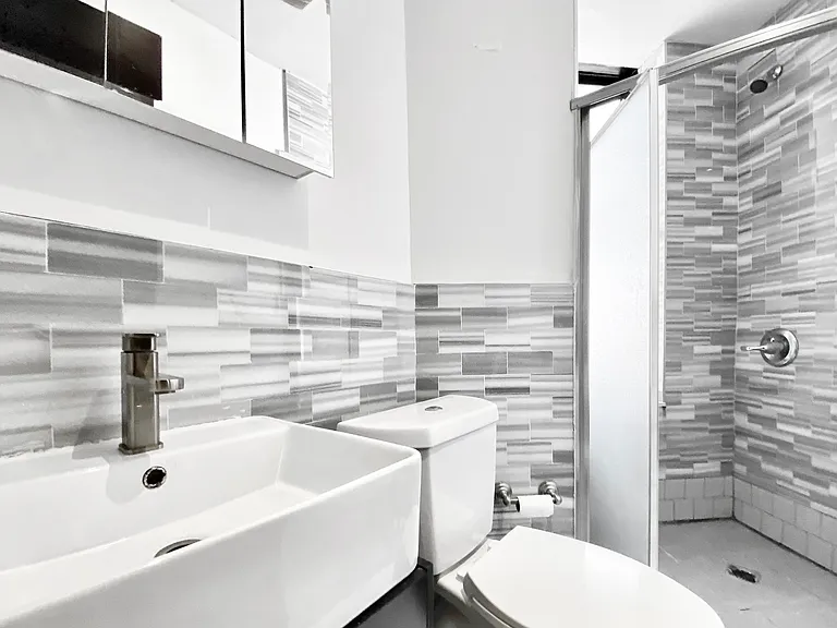 118 W 109th St #2E — Photo 5