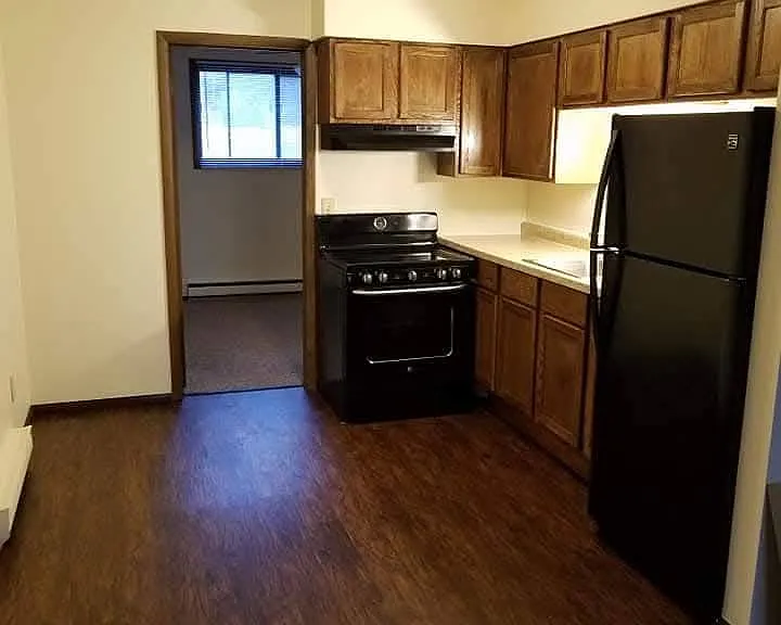 401 Center St #11 — Photo 5