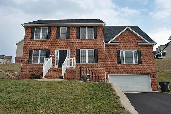 1st image of 1722 Millwood Dr