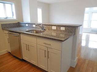 14 Webster St #1R, Somerville, MA 02145