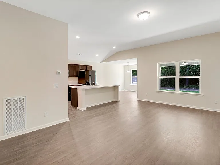 620 Jodi Pl — Photo 9
