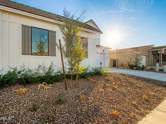 3rd image of 3893 W SERPENTINE Drive