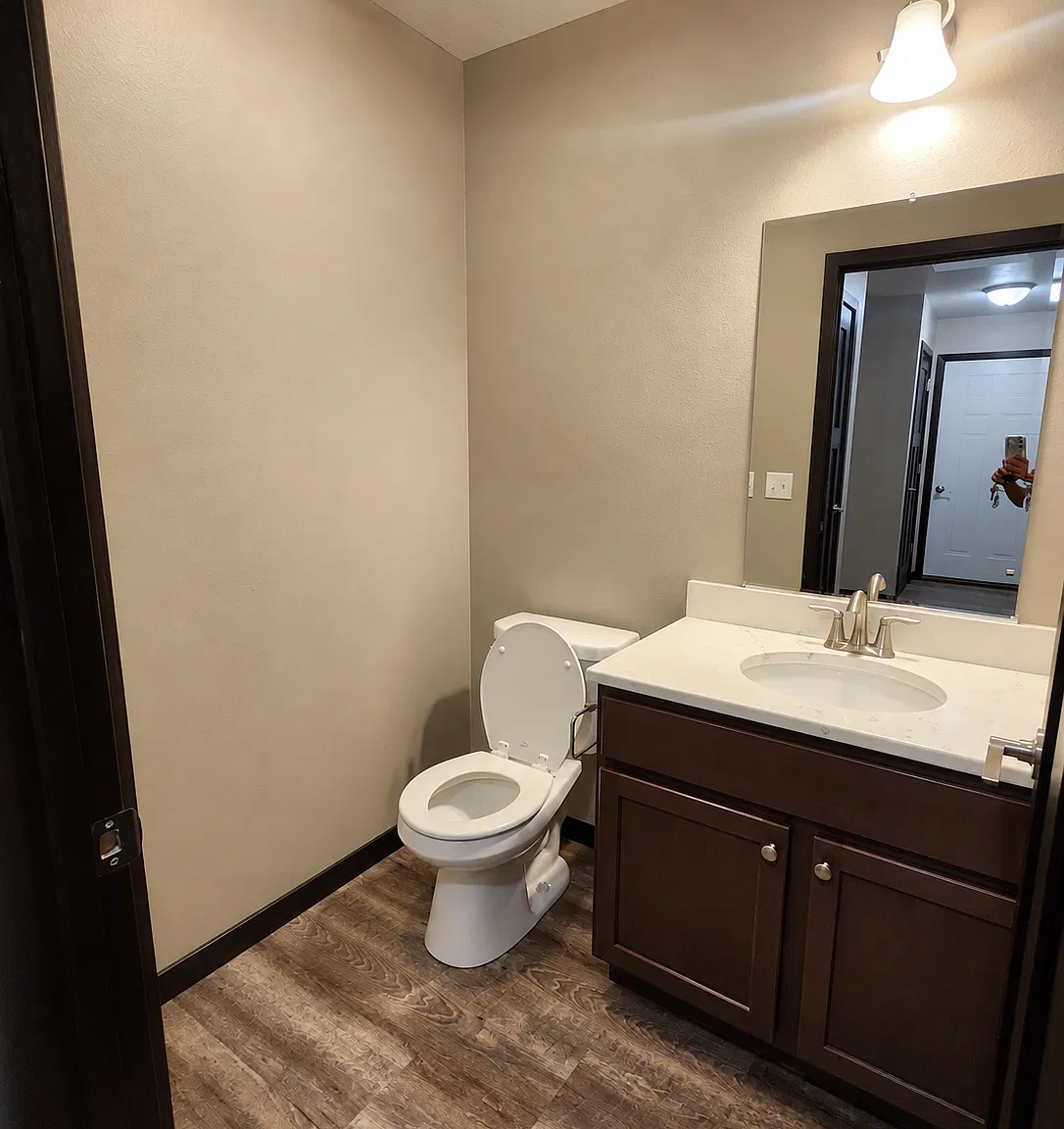 3 bed, 2.5 bath, 2250 sqft, $1,950 — Photo 2