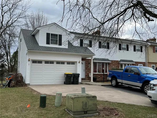 4234 Mohican Dr N, Schnecksville, PA 18078