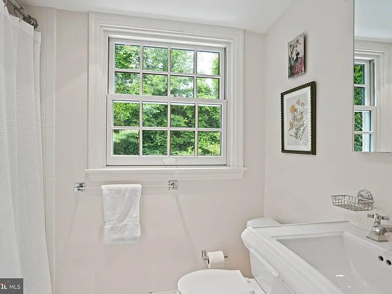 5320 Albemarle St — Photo 23