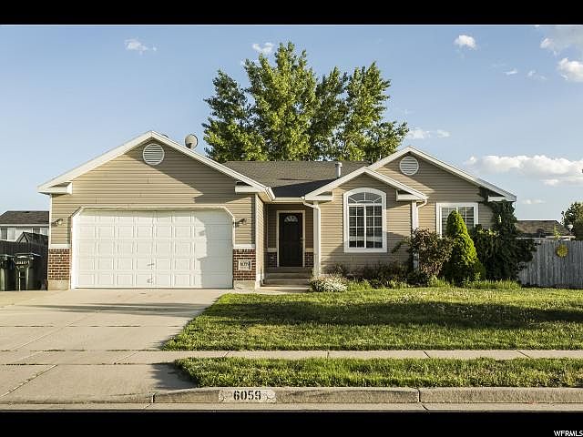 1st image of 6059 W Castle Ln