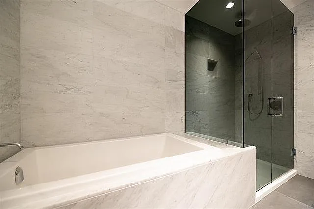 1289 Hornby St #5105 — Photo 14