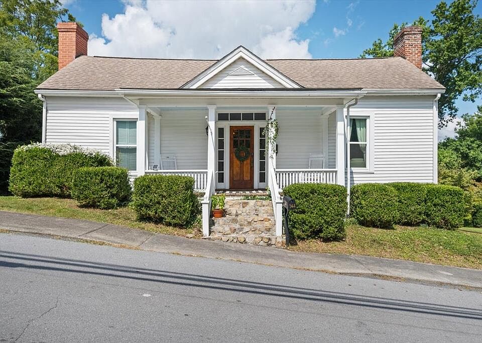 1st image of 503 Pine St