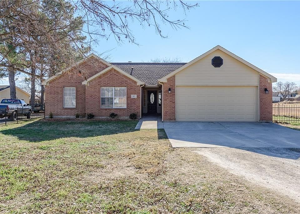 1st image of 617 Matador Dr