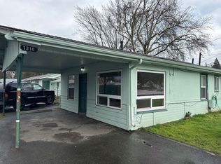 1310 Rogue River Hwy APT 1, Grants Pass, OR 97527