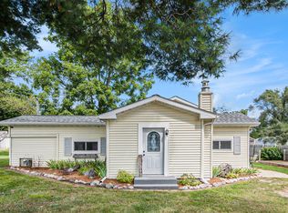 210 Maple St, Leslie, MI 49251