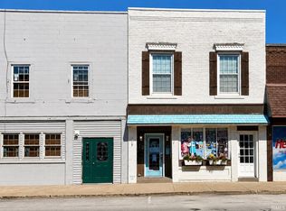 112 N Main St, Bourbon, IN 46504
